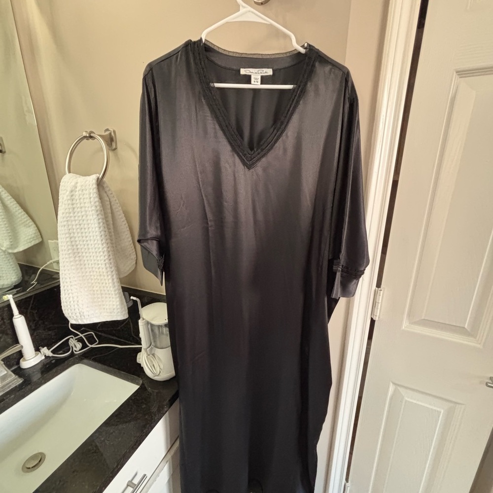 Black  caftan